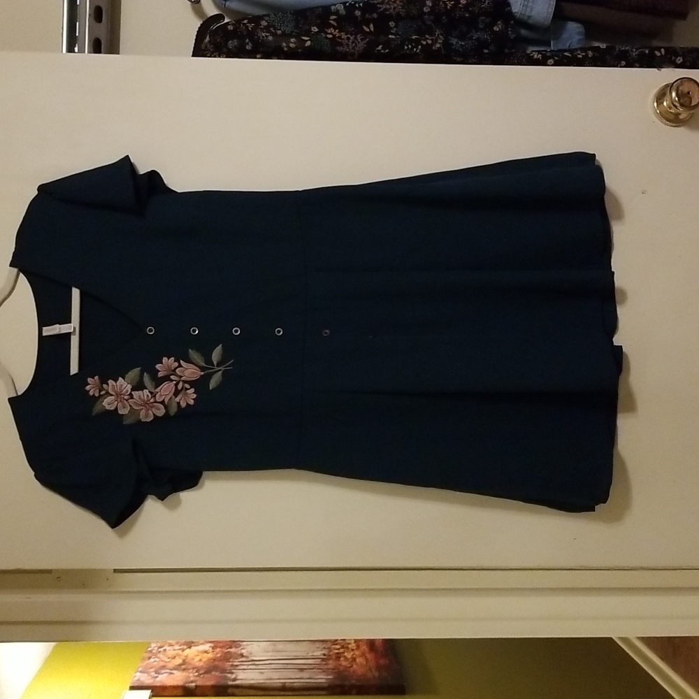 Xhilaration evergreen dress